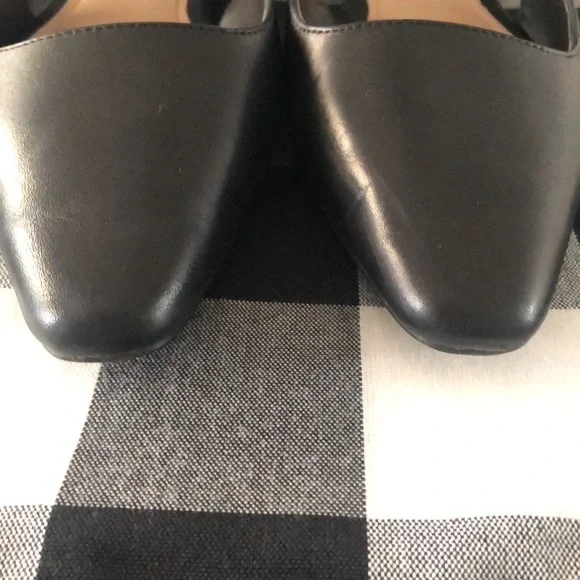 Banana Republic Black Flats - Picture 5 of 13